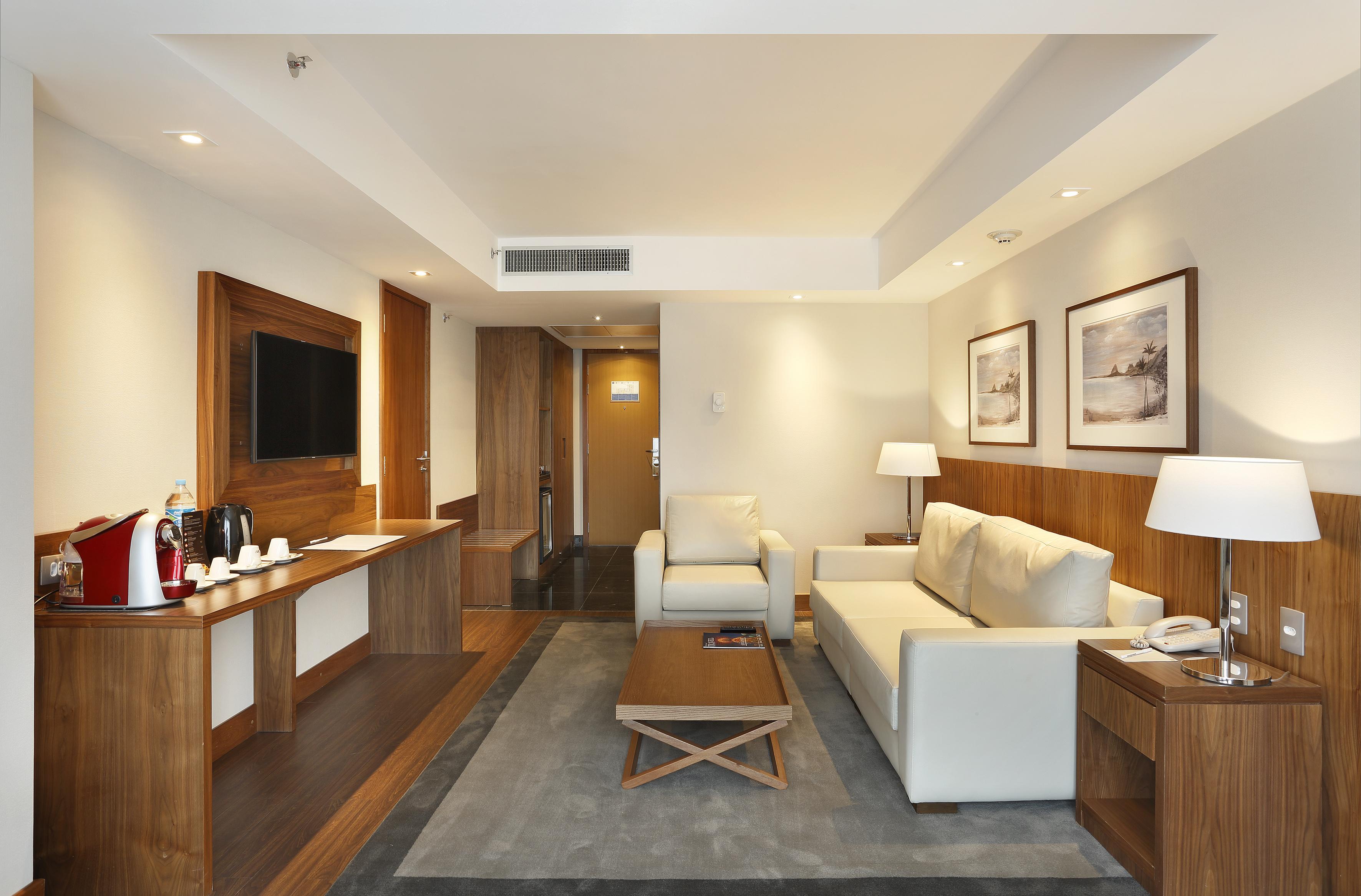 Windsor Marapendi Hotel Rio de Janeiro Luaran gambar A suite at the hotel